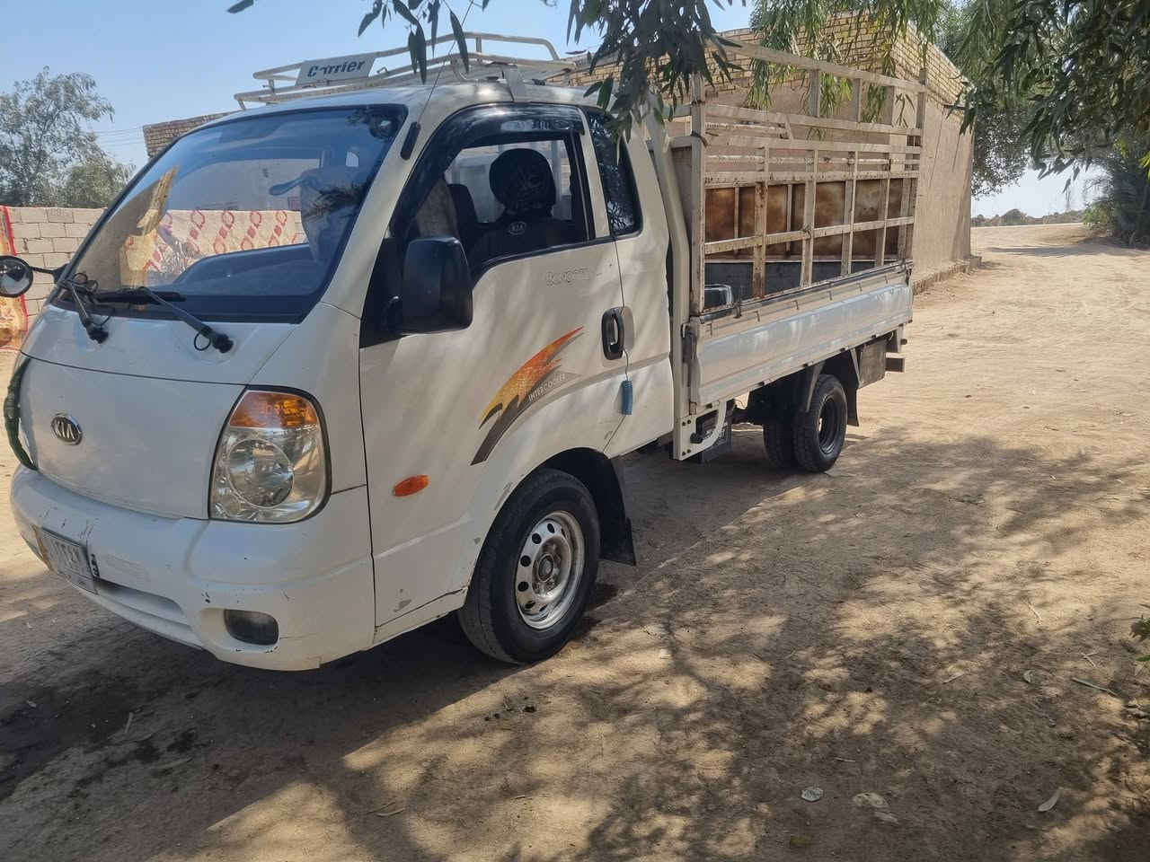 سلام عليكم اخوان عدي كيه مديل ٢٠٠٨ محرك بعده عل سحك ستوني مجفته شاصي رقم شاصي كسن كله مكفول تخم تاير جدد رقم بابل بسمي سنويه نكليزي لل٣٠ له تنتهي سعره ٩٥ وبيه مجال لشراي مكاني دوانيه ***********
