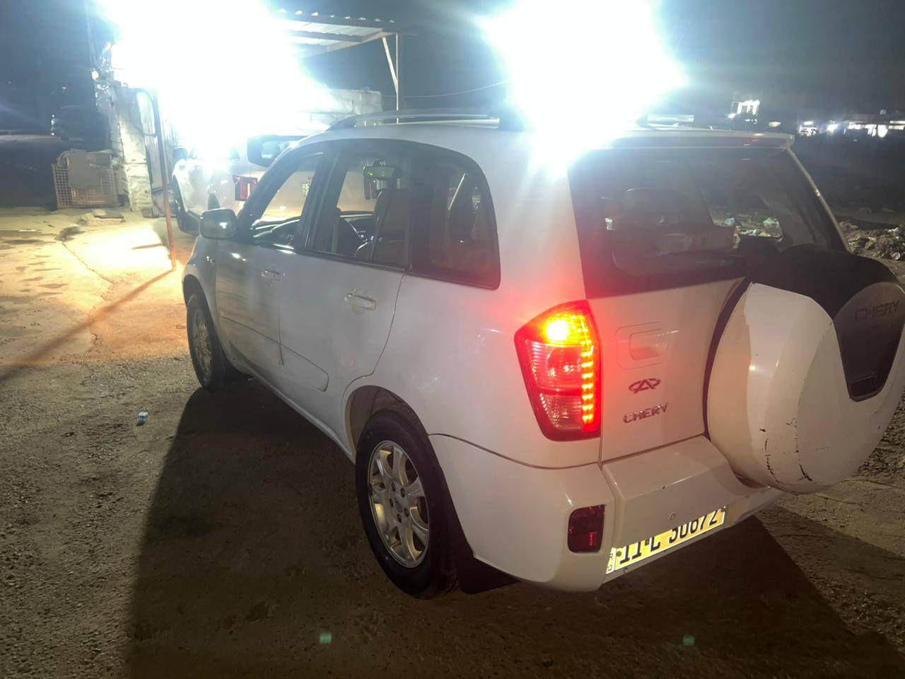 سلام عليكم عندي شيري تيكو موديل 12 مكفولة سعر 68 وبه مجال بسيط مكان سياره أبو غريب ***********
