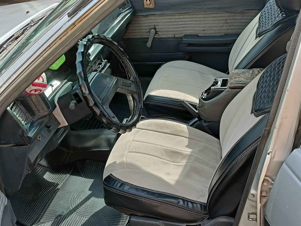 كراونا للبيع موديل 85 نضيفه محرك شرط مكان موصل الايمن للسفسار /(***********)
