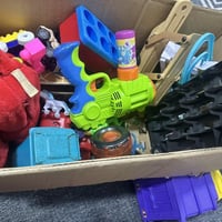 صندوق العاب • ٣٠+ قطعة • الدورة