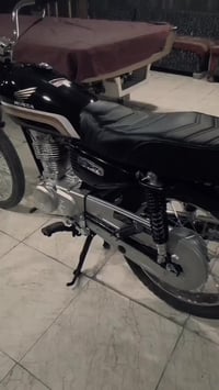 شباب لدراجه للبيع صارلهه 12 يوم من تعمرت مكينه نامه وشاصي نامه بدون او...