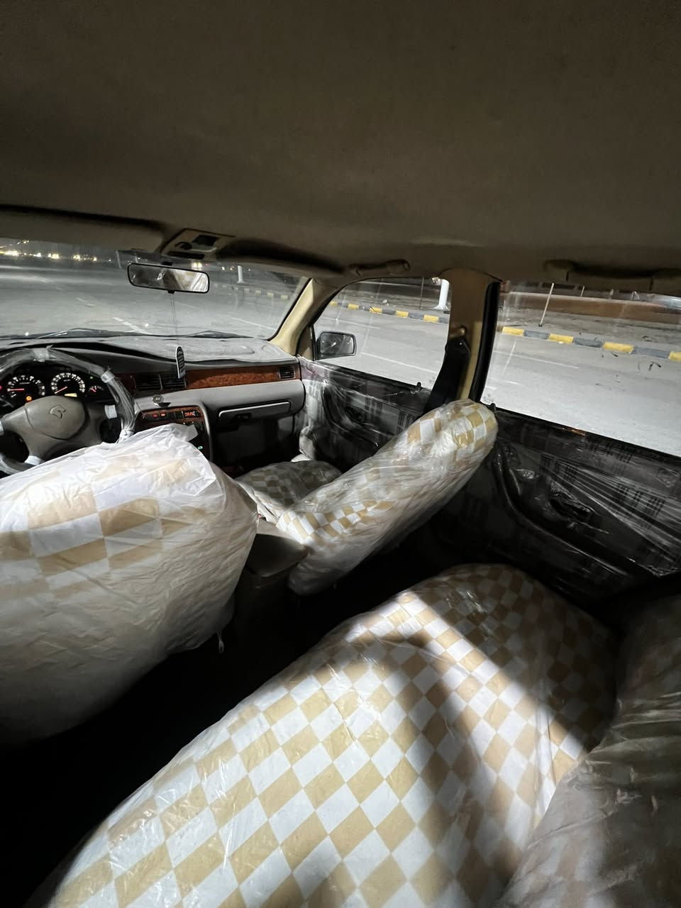 سمند مديل 2012
للبيع 
مكينه بيها بخار 
وبيها نص باب صبغ فقط
وباقي مكفول 
تبريد  تدفئه مكفوله 
مكاني نجف 
السعر ٣٧ بيها مجال 
***********
