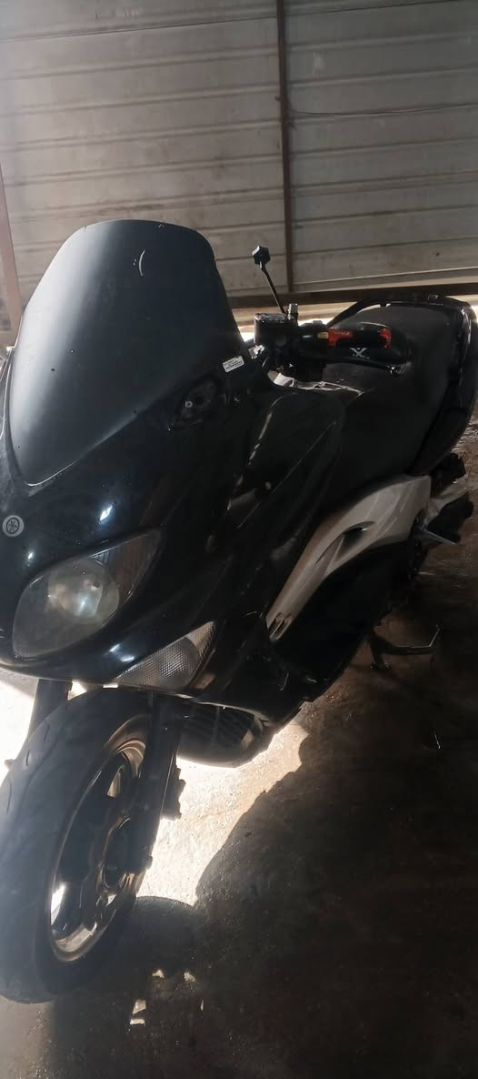 2008 السعر 18 بيها مجال بغداد المحموديه ***********
***********
