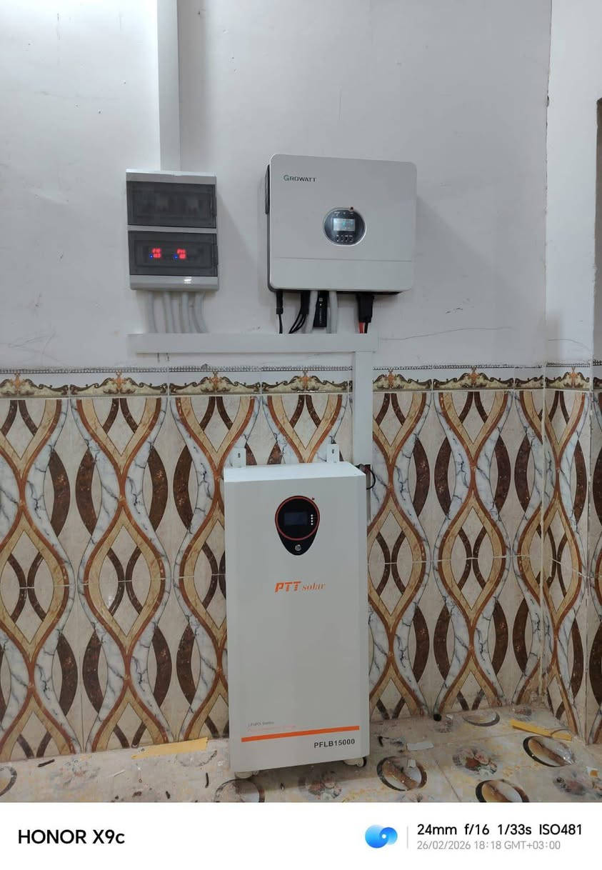 اليوم الخميس الموافق 26/02/2026
تم بعون الله إكمال نصب  وتشغيل منظومة  للطاقة الشمسية في #قضاء #مندلي 
تجهز 20 أمبير نهارا  16 أمبير ليلا وتتكون المنظومة من:-
1-ألواح شمسية عدد 10 قدرة اللوح الواحد 640 واط
2- بطارية نوع ليثيوم قدرتها 15 كيلو واط
3- أنفيرتر  قدرته 6 كيلو واط
4- بورد خاص بالمنظومة متكامل الحماية
5- هيكل حديد مغلون مقاوم للصدا
#ملاحظه: لانعمل ببطاريات التجميع الرديئة

بإدارة عمر ياسين 
وحسن سالم
للأستفسار أكثر الأتصال او مراسلة الأرقام  التالية. ‏
***********
***********
