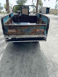 ستوته للبيع نضافه كدامك سعر 750 متواجد فقط اتصال 07856075201 +