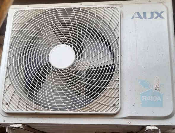 السلام عليكم سبلت للبيع طن ونص النوعيه اواكس تبريد تدفه 250قفل قفل الشراي يتصل ***********
