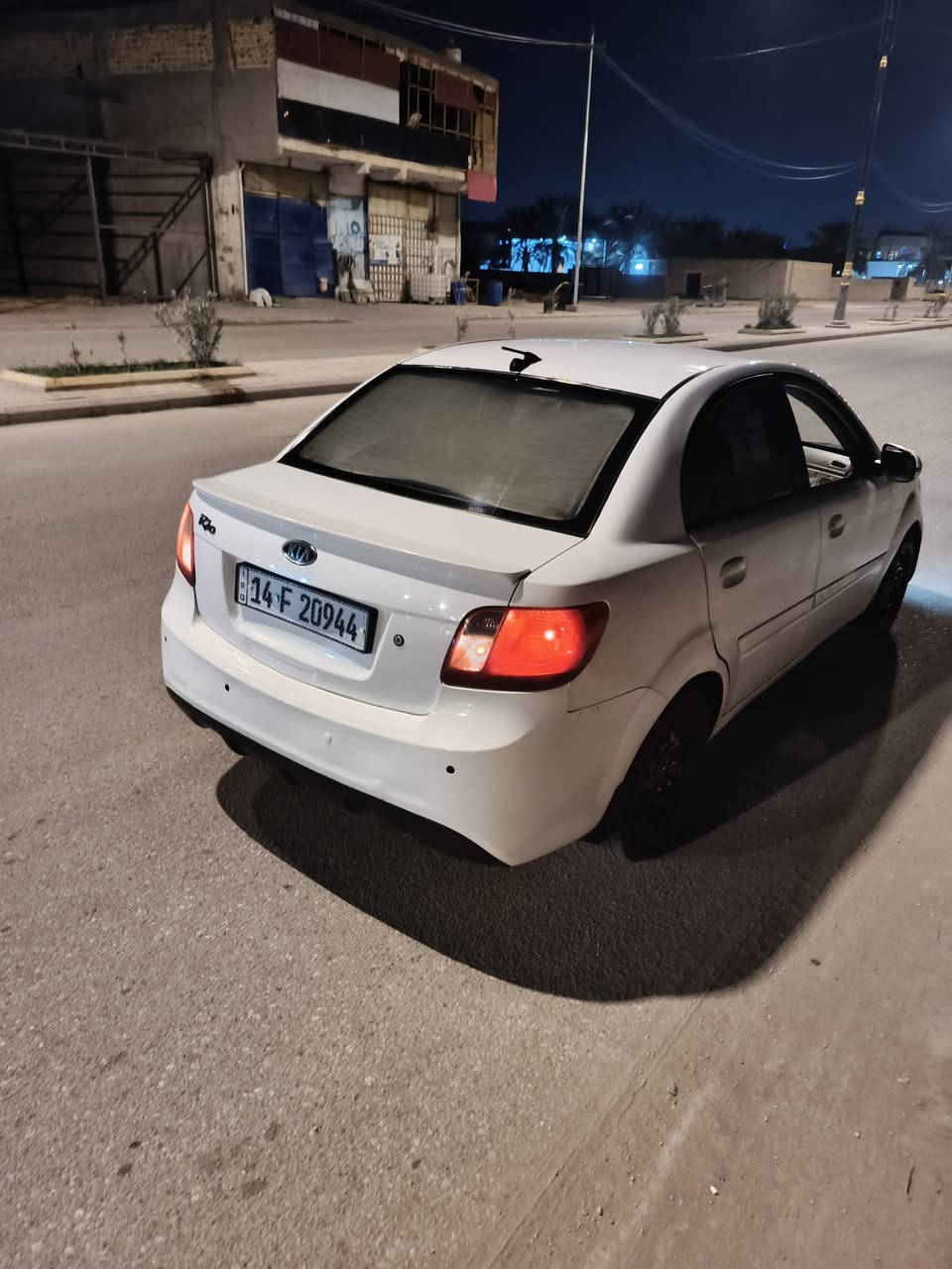 من رخصة الادمن
اللهم صلي ع محمد وآل محمد

كيه ريو ٢٠١١ بيه ضربه بلباب و نص من الجاملاج الخلفي باب مبدل مو ضربه قويه بسيطه يعني كله بارد غيره ماكو اي شي السياره تخم تاير تبريد حداديه كير مكينه كله شرط مكينه ١٦٠٠
يعني السياره جاهزه ربع ما تذب عليهه مال جناي إذا مو جناي لا تتصل السعر ٧٥ 🔐قفل لا تتصل وتكلي شبيه مجال رحمه لولديكم ***********  #اتصال
***********   #واتساب
