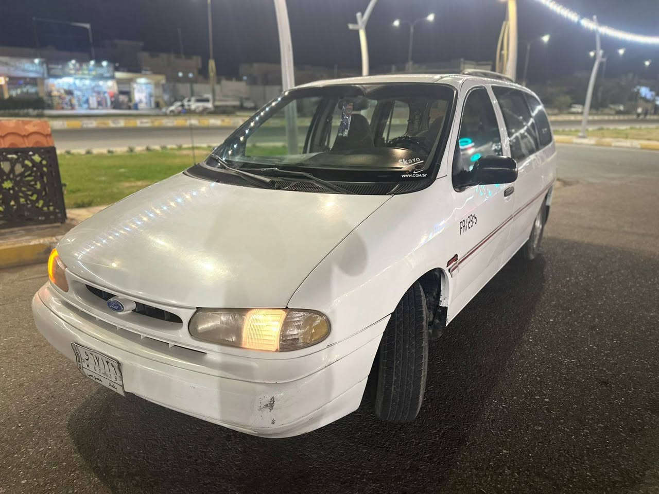 سلام عليكم ورحمه الله وبركاته
فورد وند ستار 95 بغداد 
بلاديه مكينه 3800دكشن فافون
تبريد ثلاث قطع يرادله صيانه سياحي كامله السياره يحتاجلها حساس تي بي اس وزوج تايرات فقط العنوان فلوجه
التواصل فقط واتساب او اتصال
***********
السعر 48 ورقه
