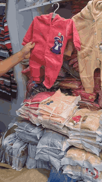 اوفر تلبيسه ولادي بناتي الخامه قديفه الاصليه

قياس من 55_60

سعر درزن ٢٩ لف

اقل طلب ٤ درزن 
توصيل ٥ تلاف
للحجز*********** فيصل 
العنوان بغداد الشورجة شارع عكد الجام مقابيل نقليات المصطفى
