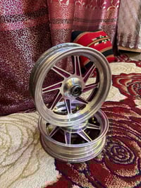 وياله ماكس • مستخدم شهر • دراجة نارية