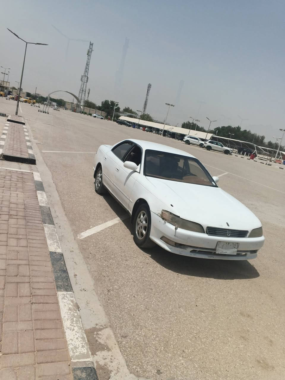 مارك موديل 93 كصه جنطه وبيها ضربات خفيفه حداديه نص ونص كير ومكينه جدد تخم تاير جديد كهرباياتها شغاله مراوس أو بيع السعر 36 وبيها مجال قليل  ***********
