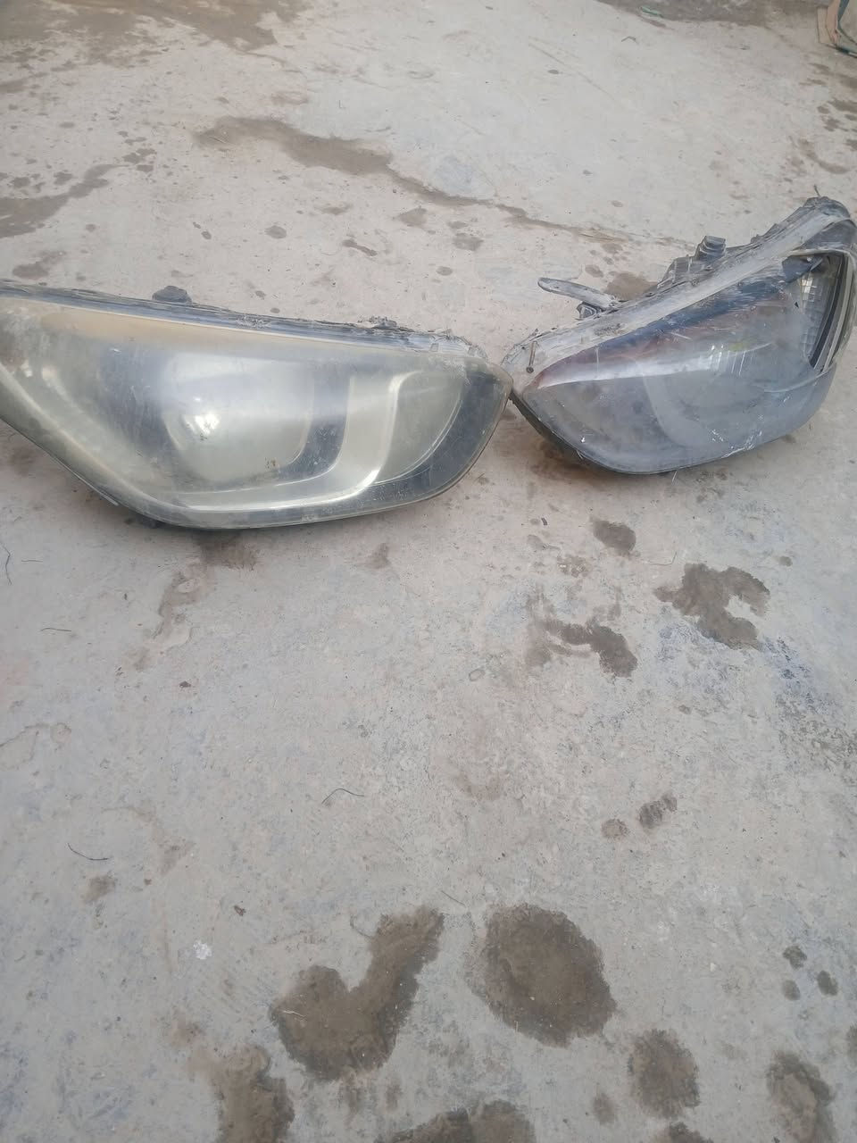 السلام عليكم مازادت ماعرف مالمن ولله للبيع قيم واخذهن على هاي الحطه وياهن هذني الدبلات ولله ماعرف مالمن مكاني بغداد الشعب ***********
