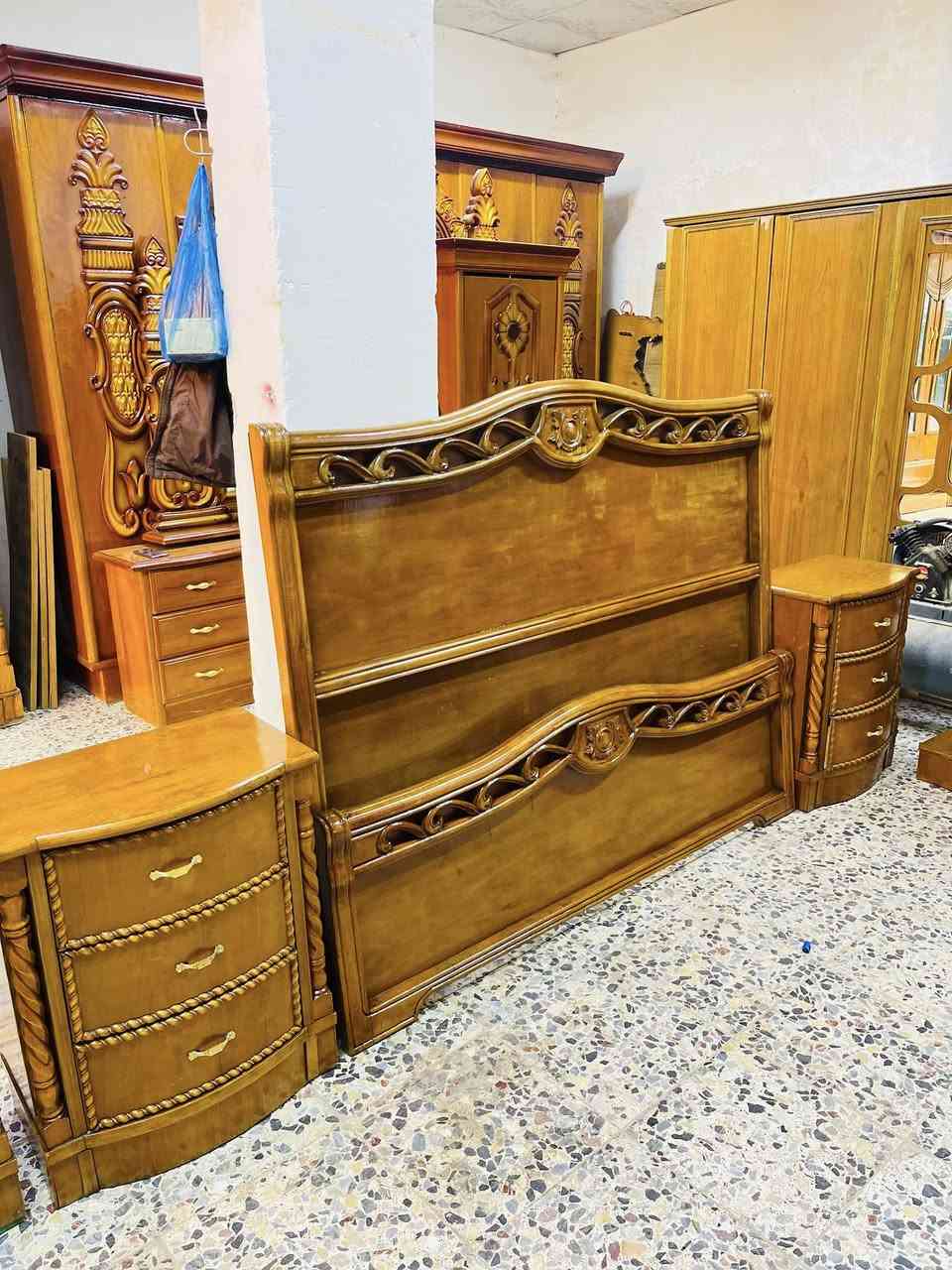 غرفه ام سته داخل خارج صاج شغل ثكيل سعر 850 مكاني بغداد مدينه الصدر واتساب *********** كو توصيل 🚚
