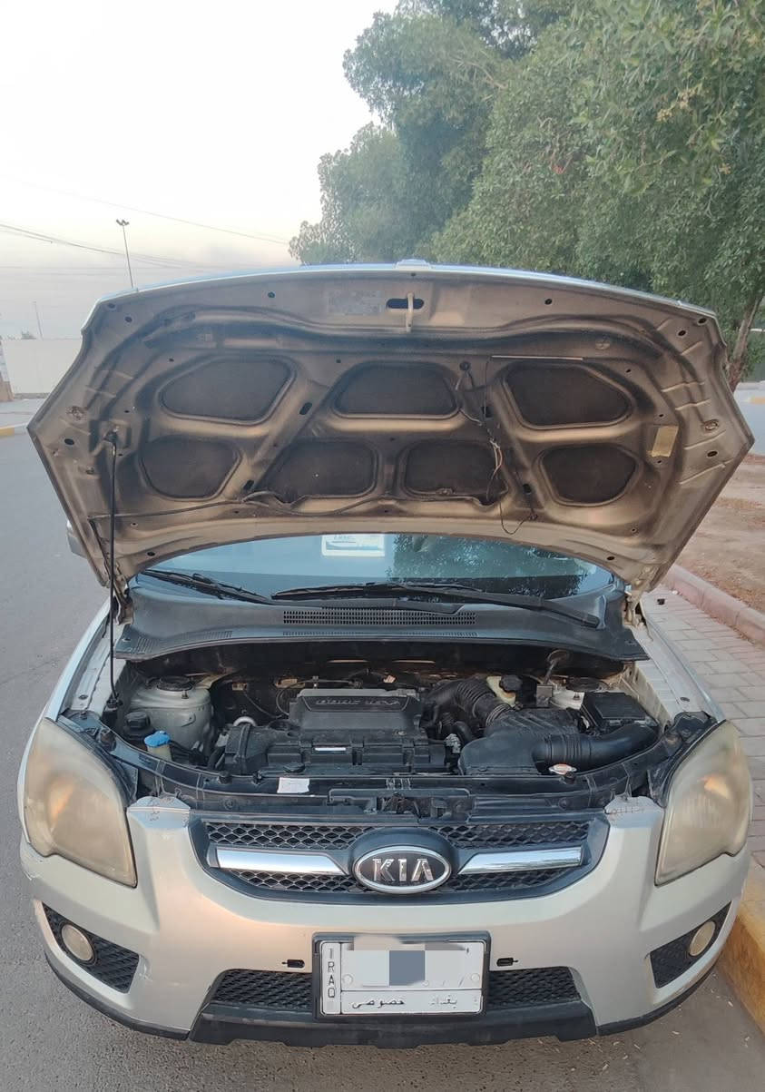 سلام عليكم سبورتج للبيع موديل 2009 
مال جناي رقم بغداد مشروع وطني 
السيارة باسمي تحويل مباشر 
السعر 120 وبيها مجال
مكاني بغداد
***********
المواصفات

مكينة نظيفة 2000c دوش
يدات الباب والسستم نيكل 
فتحة سقف
حساسات خلفية
تحكم تبريد بيانو
مري شفط
تدفئة كشنات
تحكم استيرن ومايك
نظام Abs يعني اربع دسكات
دبل صالنصه
مواصفات كير عادي و اوتو 
تقفيل ذاتي
زجاج السائق auto ضد لمس اليد يعني ترجع تنزل
جكها و حتى السبير السياره جدا نضيفه
ماشية 182000km
 وتبريد منظومه جديده ثلج وتدفئة
بيها بارد بسيط باب السايق صفحة الجاملغ  فقط
وسونار موجود
السعر 120 ورقة
