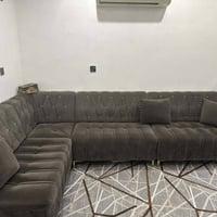 ديوان • ٧ ونص متر • نظيف