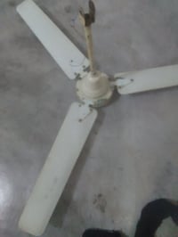 بنكا نضيفه وشغاله للبيع سعرها خابرني وأكلك شكد 07716689329