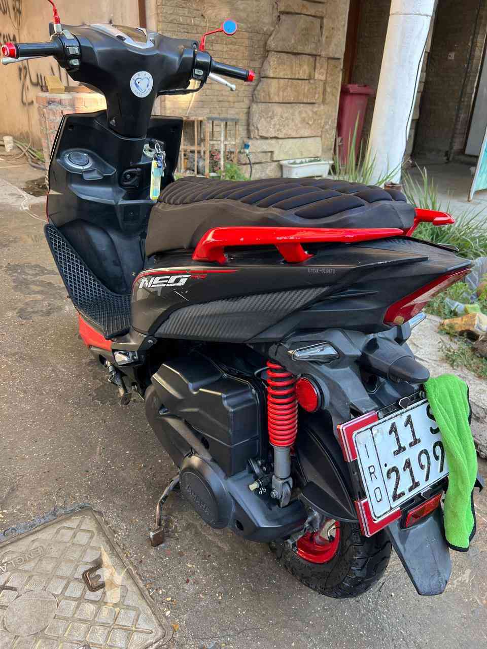 ماكس حديث 2019 ياباني اصلي
مرقم بغداد 
اللون اسود مطعم ب احمر 
ماشيه 25 
مكينه بلاد مامفتوحه 
بانزين كوله سوبر محسن 
ودهن اصلي 
السعر ماخذها ب 28 واريدها ب 25 ورقه
للأستفسار الاتصال 
***********
عنوان بغداد كرادة داخل
