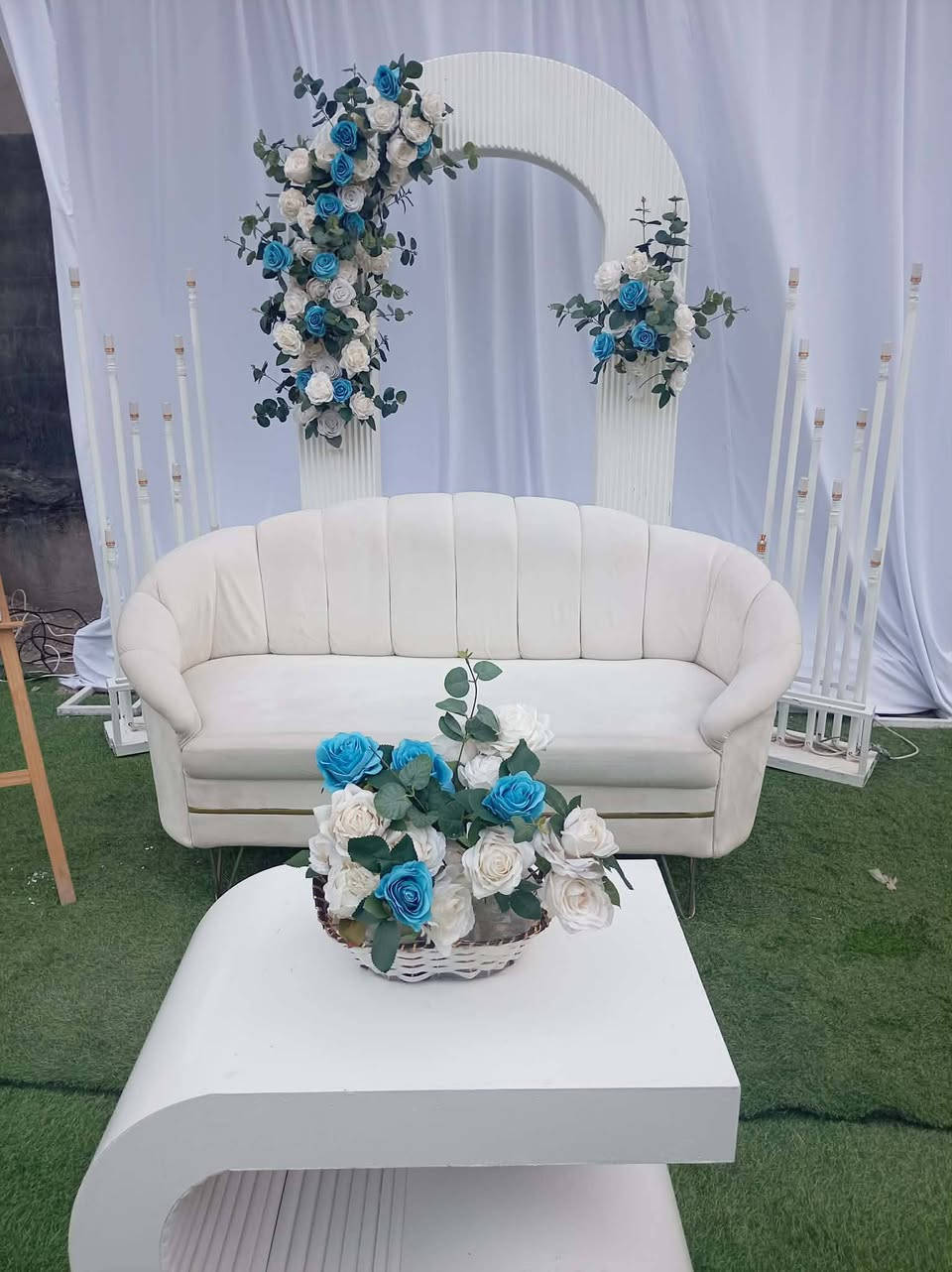 كوشة عريس تتوفر ✨♥️
مكتب بركات ام البنين عليها السلام 
الحويش
***********
