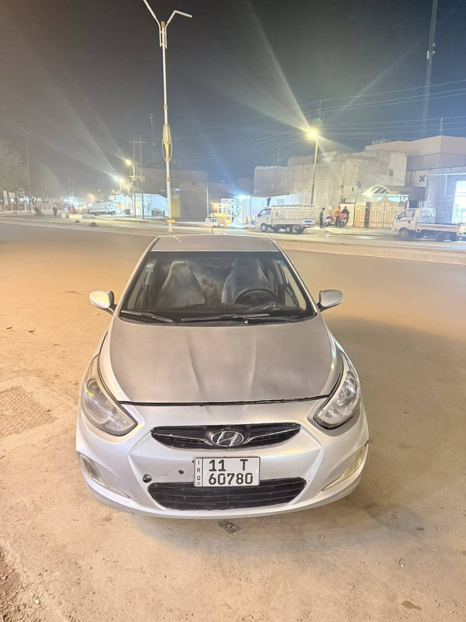 هيونداي اكسنت 2016 للبيع او مراوس بسياره احدث وانطي فرق نقدآ
• اللون: سلفر
 • القير: اوتوماتيك
السيارة استخدام يومي وحالة جيدة جداً
ماتشكو من مشاكل ميكانيك وتحتاج ترتيب فقط.

الملاحظات بكل صراحة:
 • طخه خفيف باب خلفي.
 • يحتاج ضبط بونيت بسيط.

السيارة جاهزة للفحص بأي مكان.
السعر: ٨٧ ورقه وترهم مراوس هم بسياره احدث 

للتواصل خاص او اتصال.
رقم الهاتف 
اثير.   ***********
اسيا.   ‭٠٧٧٤ ٨٠٤ ٨١١٠
