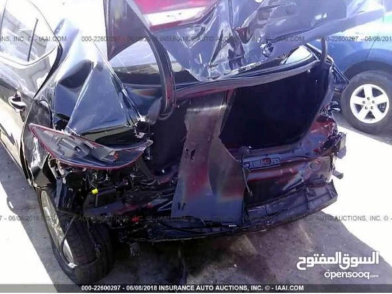 سلام عليكم 
السعر :115$
النترا 2018 لمتد فول 1/1 ماشيه 60 الف ميل حادث خلفي بجم كبس بدون ايرباك 
مكان السياره بغداد زيونه 
للتواصل: *********** بغداد, العراق
