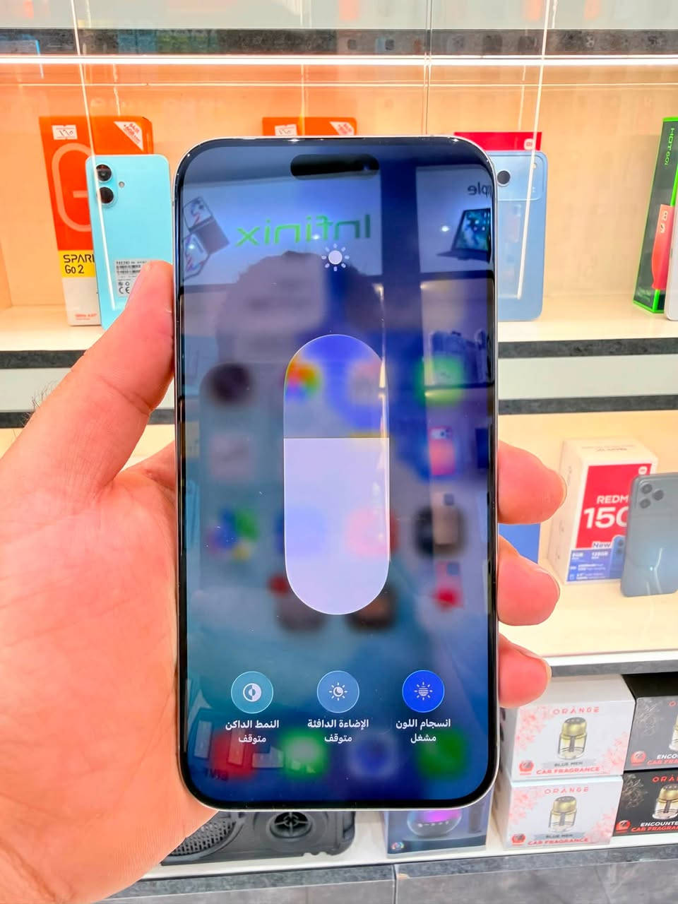 ⭕️ متوفر اقصاد على منصة رافدين ⭕️
ايفون 15 برو ماكس لون مميز تيتانيوم  نظافة ١٠٠٪؜   ماستر  AAA  نموذج m ذاكرة ٢٥٦ البطارية ٨٥  بلادي 
كامل ملحقاتة بي ضمان 5 ايام من مركز افحص وين ميعجبك 
🔥🔥السعر ١٠٢٥  الف 🔥🔥 
مكاني / السيدية شارع علوة مقابل مدرسة حلم الغد 
واتساب 📞 ***********    مركز اليمان.
