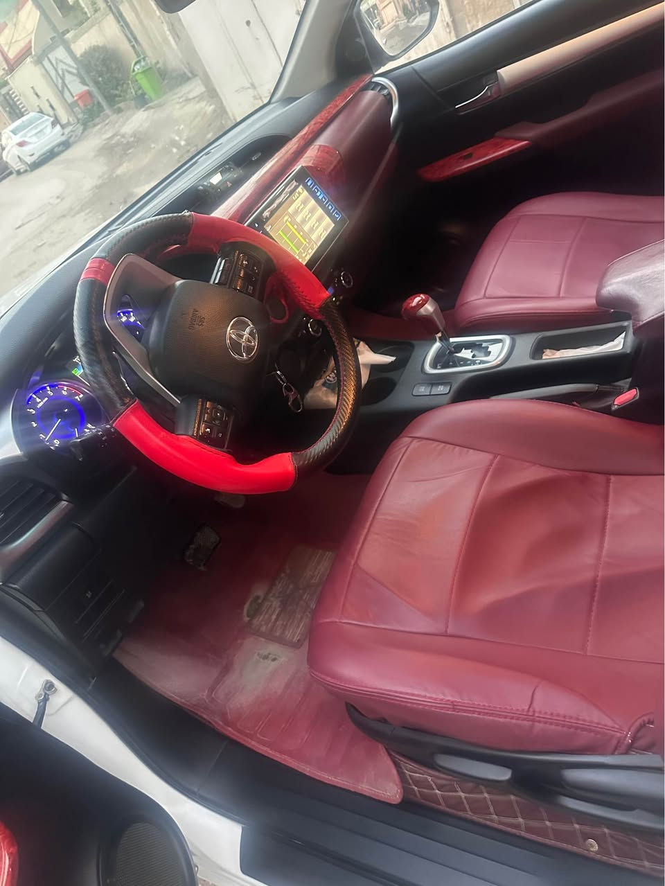 بيكب تويوتا ٢٠١٨ مكفول من كل شيء بسعر ٢٥٥ ورقق و بيها مجال 
 للتواصل: *********** أو *********** حلة, بابل
