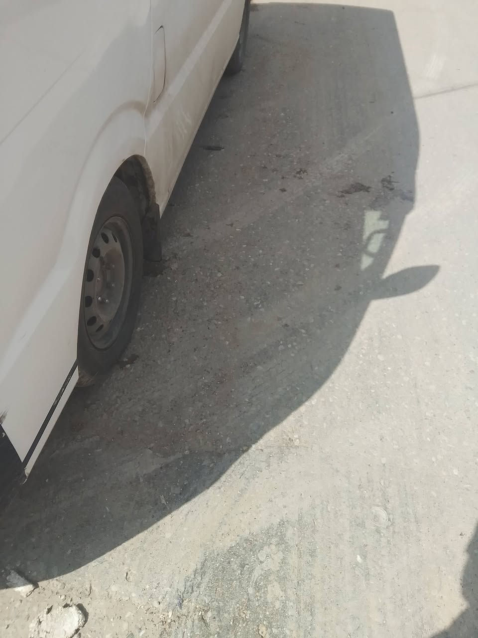 سياره شيري للبيع موديل 12معفيه من الظريبه مصفره هيأء و عليه غرامه ومظاعفه100الف.محرك. وكير كاز مسكر محركه خير من الله السعر85 وبيه مجال الراشدي قريه الانتصار ***********.تعال.على الخاص
