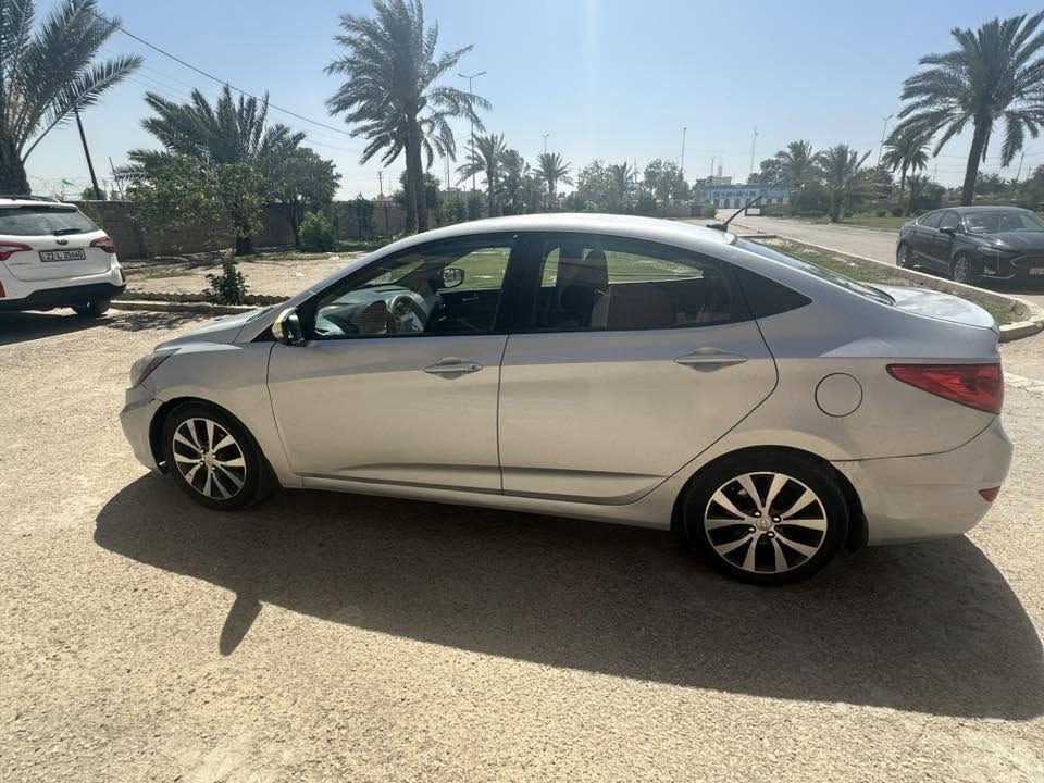 اكسنت 2013 امريكي
بيها قطع صبغ ابيع حزام 
بغداد / اللطيفية 
السعر 78 مع مجال 
***********-***********
