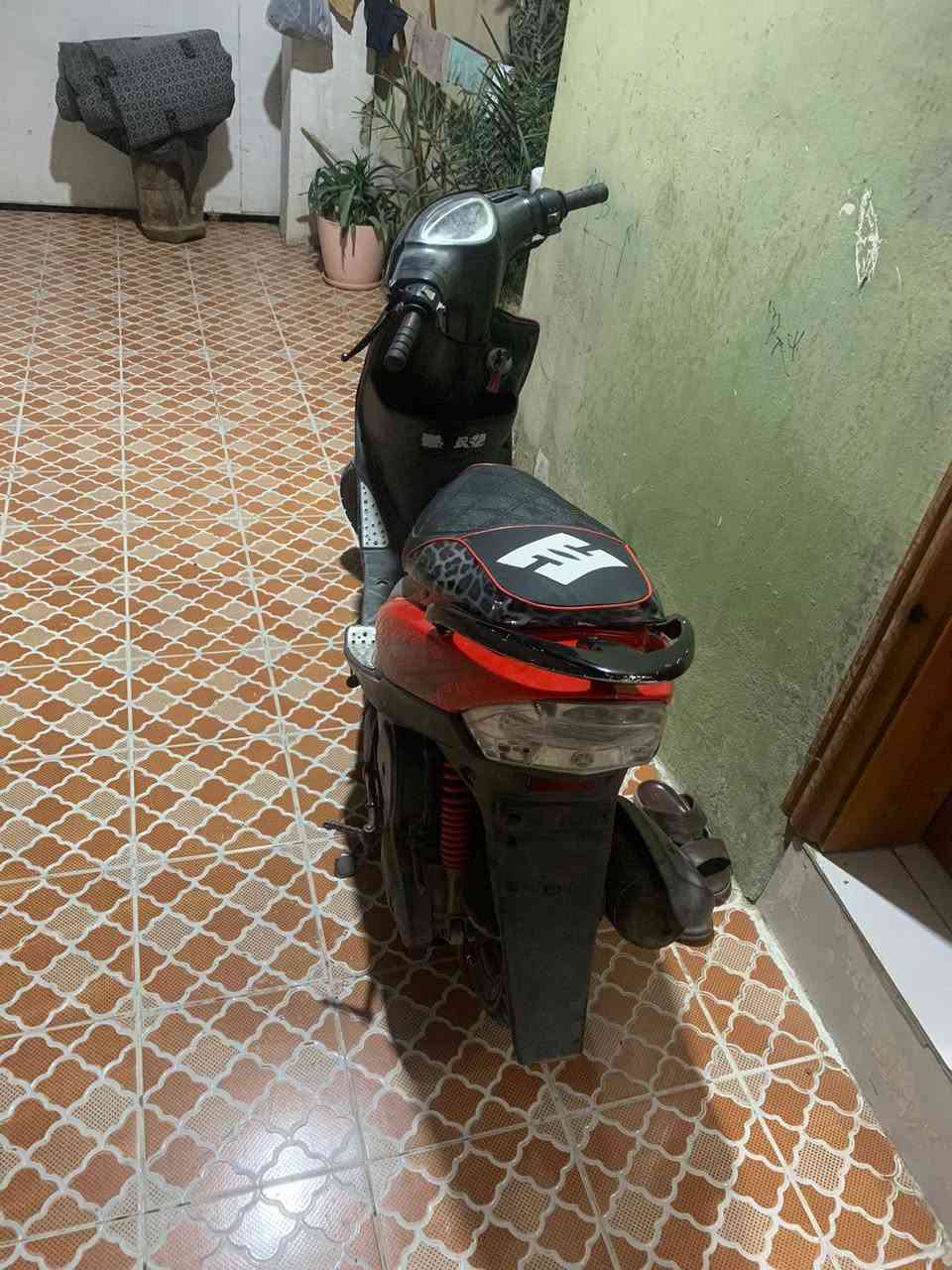 دراجه ماكس عدله لبيع شراي خاص مكان ناصريه مقابيل مستشفى لازهر دراجه شرط الفحص برغي ما مفتوح بيه تصال على رقم ***********
