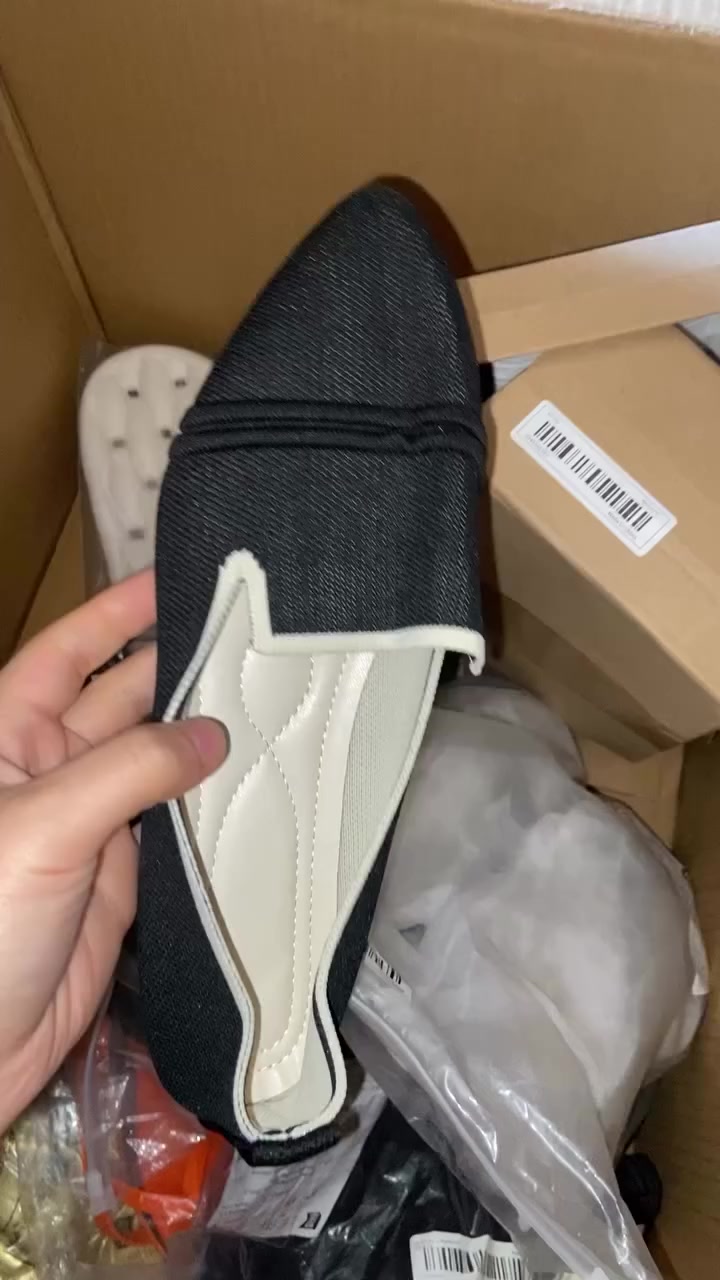 احذيه شلعه او مفرد بكيفكم


**إذا كنت صاحب هذا الإعلان وتريد حذفه لأي سبب، رجاءا أرسل رسالة إلى الدعم الفني**