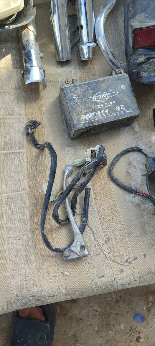 السَلٱمٌ عـَلـْيگم غراض اربعة كير لبيع مكان الكادمية كلمن وسعرة


**إذا كنت صاحب هذا الإعلان وتريد حذفه لأي سبب، رجاءا أرسل رسالة إلى الدعم الفني**