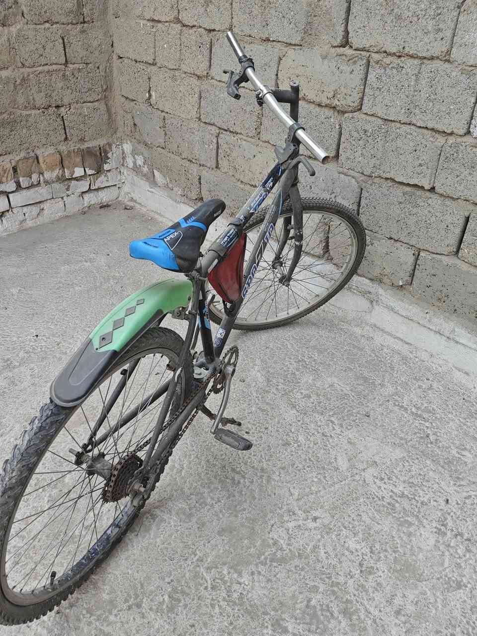 سلام عليكم عدي بيسكلات 
نضيفات كل واحد وسعره ابيع شلع أو مفرد أو مراوس اب موبايل زين وانطيك فرق أنت بكيفك 
مكاني بغداد دوره للاستفسار خاص مازنجر


**إذا كنت صاحب هذا الإعلان وتريد حذفه لأي سبب، رجاءا أرسل رسالة إلى الدعم الفني**