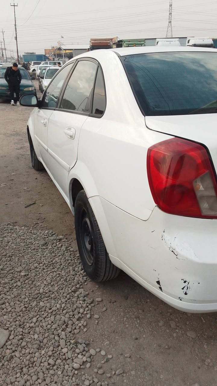 ئه م ئوبترايه بوفروشتن موديل 2005 كير و مكينه به شه رت ره قه مو سه نه وي نوي به ناوي خومه 3بارجه ي  سبوغه شوين هه و ليرموبايل ***********
