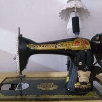 مكينة خياطة • شغالة • خياطها يخبل