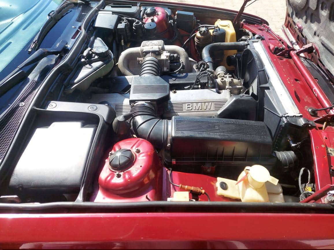 للبيع سياره بي ام موديل ١٩٩١ حجم 735
كير اوتماتيك 
تنتة 
دبل چكمجه  
نفاظه سلايد 
جام اوتو رباعي 
٥ بردات 
داخل رصاصي 
غرفه جلد طبي 
كشنات كهرباء 
صاج ملكي 
ويل خليه 
تخم تاير 
رقم بغداد سنوية باسمي مصبوغه عام للجماليه ترايها زيرو
محرك كير صدر امامي خلفي مكفول سياره نظيفه منفوظه نفظ مكانها الرمادي تواصل واتس اب ***********
سعرها 75ورقه
