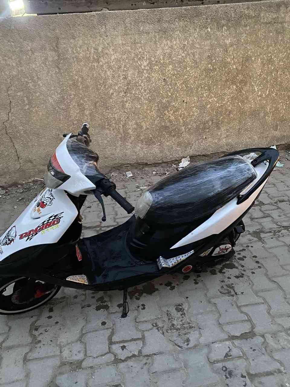 السلام عليكم دراجه للبيع ماكس عدله دراجه اي نقص مابيها بلاد تجفيت جديد مكاني بغداد الدوره للستفسار ***********
