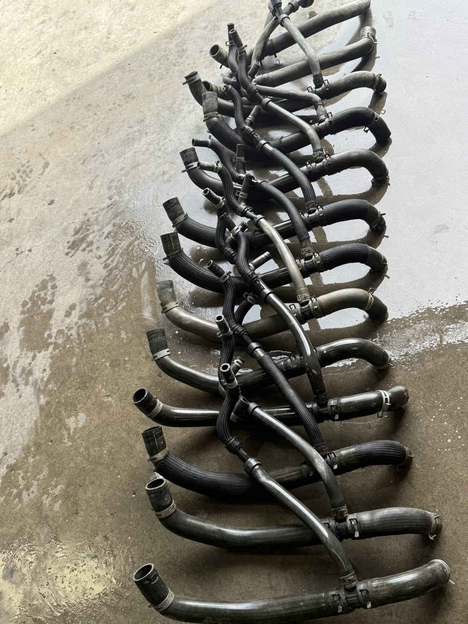 من رخصه الادمنيه المحترمين وصول حاويه ادوات جيب شيروكي جيب رنكد جيب كومباس 2011 الى 2025 العنوان حله الحي الصناعي مقابل اول استدراه الفرع الثاني طريق حله نجف مجاور محطه البدر للاستفسار يرجى الاتصال (***********) (***********) تحياتي
