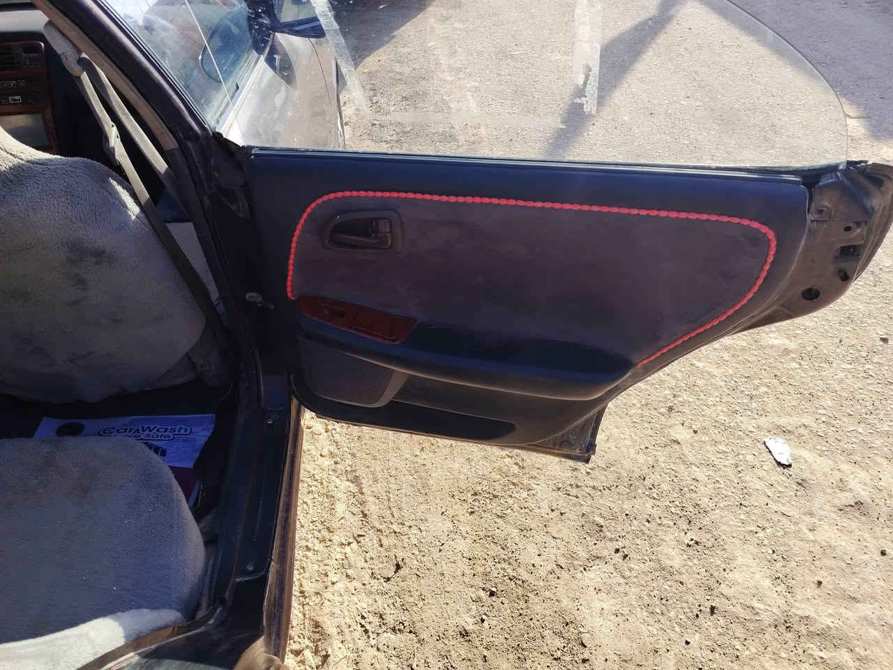 سلام عليكم شيزر لبيع مكينه وكير كفاله كير قبل شهر شاده 
فريز جديد بس عوزه شد صوندات تبريد كمبريسر بيه 
حداديه نص عمر تيارات نص عمر غرفه جديده 
سياره عوزه ترتيب سنويته صاقطه قبل شهرين راعيه يريد مداور مكفوله من كص ونقل جثه وضربه قويه السعر 35 وبيه مجال قليل
لتصال ***********
