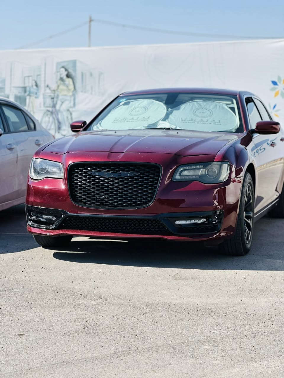 بسم الله
كرايسلر اوباما C300 ( الشايب )

➖➖➖➖  Chrysler C300  ➖➖➖➖

السنويه لغايه  هزه جديده كلشي جديد ومبدل اله دهن وفلتر ومسوي اله حمام وصيانه كامله لاكلوب محرك ولا اي نقص بل سياره وب اسمي تحويل مباشر. 

الموديل / 2018 
بالسنوية 2020 
معلا فقط بالسنوية 

سليمه من الترميز وتبديل  واللعب بأرقام الشاصي  على الفحص

المسافه المقطوعه /:- 87 الف حقيقي 

السياره / بغداد

حادث امريكا جاملغ عكس السايق مبدل  وجاملغ  الخلفي عكس السايق مصبوغ

 سونر موجود .

مواصفات /:- 

بانوراما عل طول السقف 

كشنات الامامي كهربائي
 

الكشنات الامامي تدفئه 

 

مرايات الجانبي هيتر.

دخول ذكي ابواب لمس تفتح وتغلق 

تشغيل عن بعد ( شغال) 

مرايه داخليه عاكسه للضوء 

شاشه وسطيه لمس مع كل  اوبشنات 

مثبت سرعة وتحكم

لايتات زينون اصلي 

سيارتي الخاصة نظيفة ماملعوب بيها يم مصلحين  ولا ماشيه خط على ايدي والحمدلله 

والمواصفات الباقيه المعروفه.

السعر /:-205 ورقه 

التواصل يكون عل خاص او رقمي الخاص 

***********
