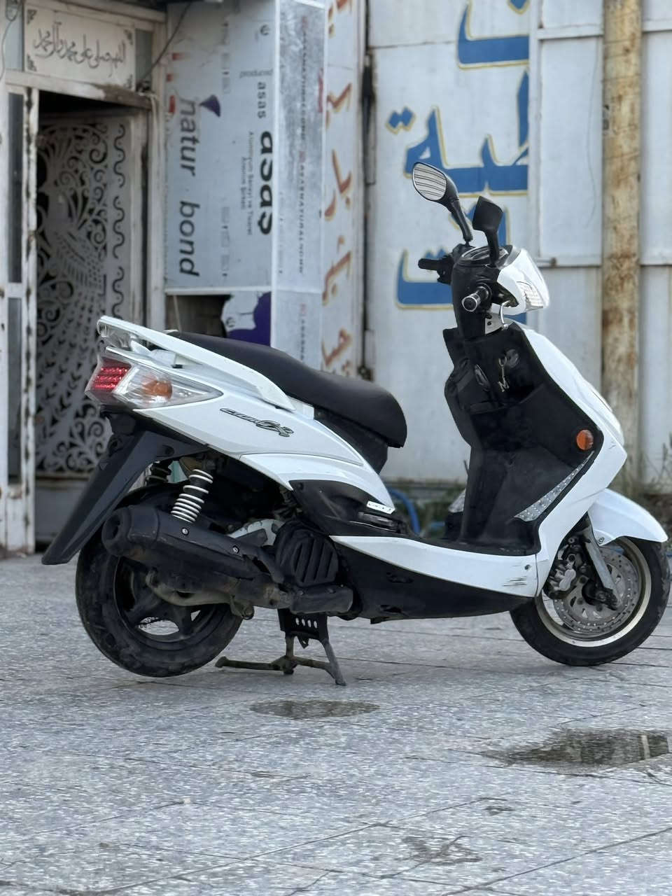 سكنس فحل نوزل خطين ام طلاعات ويل ذهبي الدراجه احله من الصور ومكفوله كفاله عامه شلعه معدال كهربيات كله شغاله مكينه ناعمه كلش ع يدي من الرمبه وبلخير ع ياخذها 
مكان بغداد البياع السعر ٨٥٠وبيه حك الجيه
جيب فيتر وافحص او ين ميعجبك افحص 
***********
