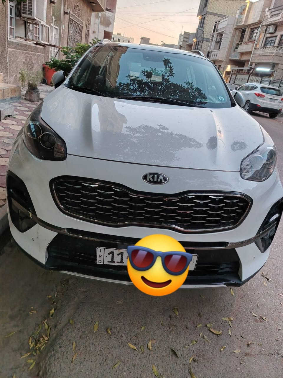 كيا سبورتج (
جيتي لاين )موديل 2019 محرك 2000 دوش فول مواصفات 1/1المعروفة ماشية 71 الف رقم بغداد باسمي تحويل مباشرمكفولة عدا تكحيل شويه بصندوك ع كد ٣ اصابع ورصعه حصى بالبنيد صغيره كلش 
 بانوراما 
بصمة دخول وتشغيل 
سايد بريك بصمة 
مانع انحدار 
شاشة كبيرة
اريل نفكيشن 
شاحن وايرلس 
شفتات سرعة
اوتو هولد 
جنطة كهرباء
كشنات جلد بلادي وكهرباء
مري شفط 
لايتات زينون 
وفوك الجلد مغلفين جلد جلدها الاصلي بعده للحفاظ عليه 
گير ومحرك وتبريد كفاله خير من الله
داخل لونين حمصي واسودّ 
حساس امامي خلفي 
خمس ويل كب الأصلي 
قطعتين تبريد بيانو 
كامرا خلفية
تحكم ستيرن 
شاشة قراءة العطل
ارضية السيارة مغلفة 
مكان السيارة /بغداد الاعظمية 
 السعر 200$    هاتف/***********
