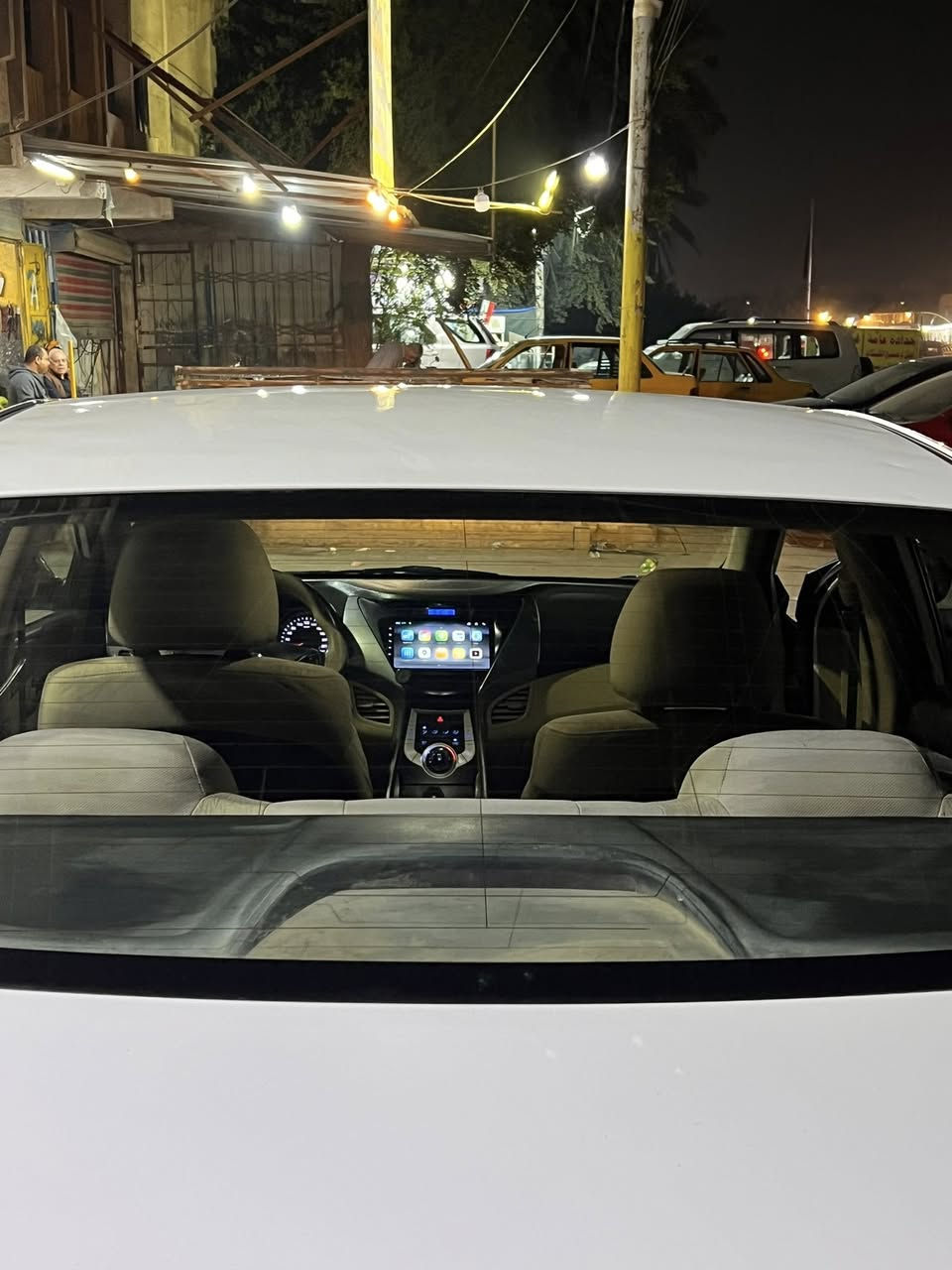 النترا خليجي 2012 

مواصفاتها  تحكمات ستيرن 
شاشه 
مكينه 1800 
كير 6 نمر 
تخم تاير جديد 
صدرها امامي خلفي جديد 
لونها ابيض 

بيها 3 قطع صبغ باب سايق و الوراها 
ونص جامغ عكس سايق من جهه صندوق 

بالنسبه للسياره نظيفه ربع متصرف عليها 
من كل نواحي التراي مالتك وين متريد 

السعر 107$ وبيها مجال 

مكاني بغداد الدوره ***********

متواجد فيس واتساب والسنويه باسمي تحويل ثاني يوم
