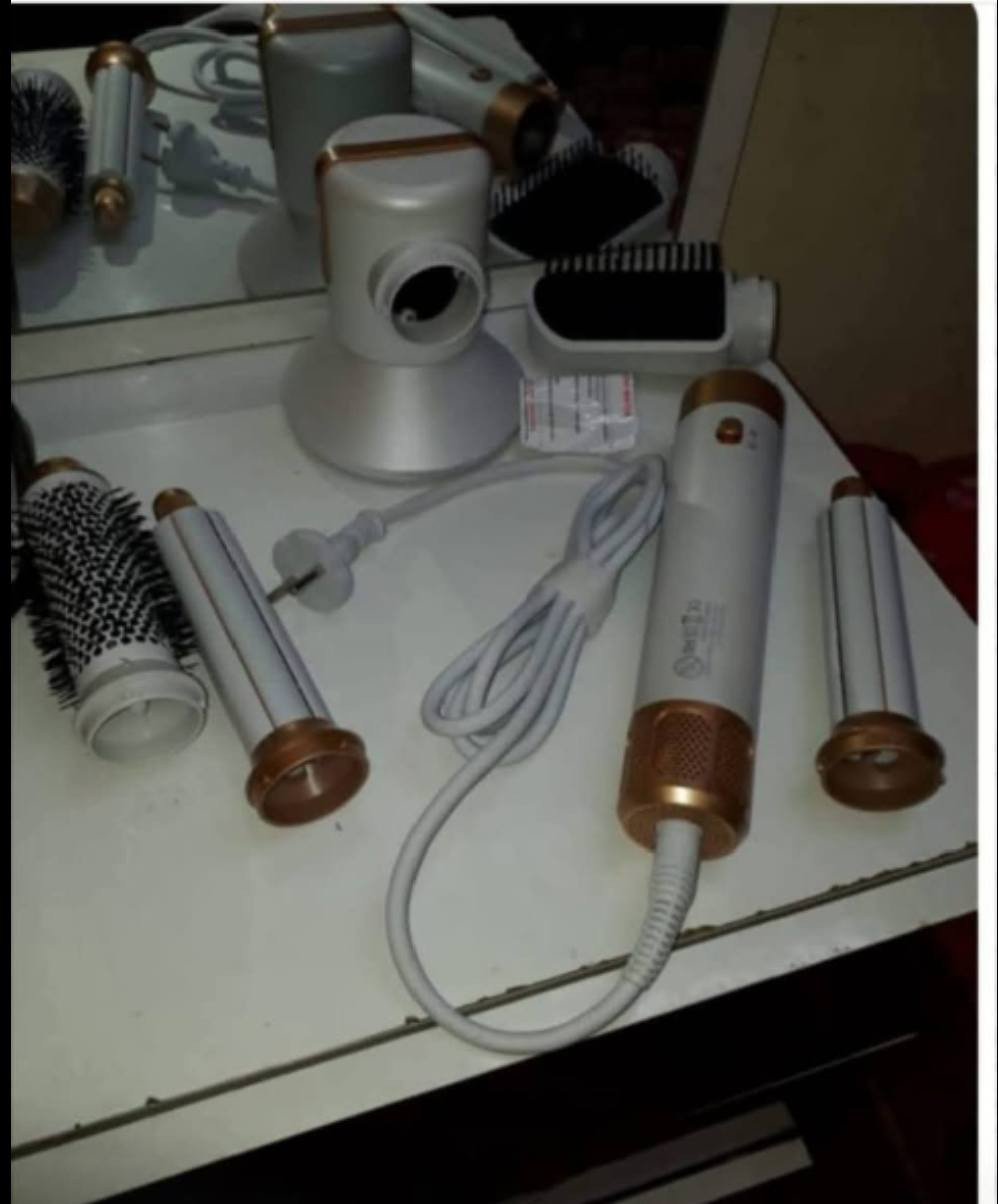 اغراض للبيع


**إذا كنت صاحب هذا الإعلان وتريد حذفه لأي سبب، رجاءا أرسل رسالة إلى الدعم الفني**