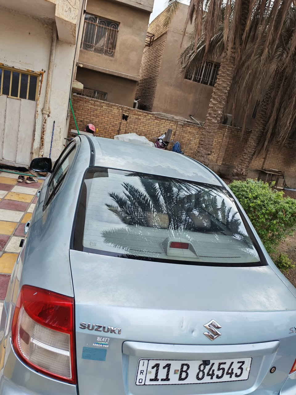 السلام عليكم سازوكي موديل 2009  وارد امريكي صبغ فقط جاملغ امامي وبنيد، حجم  المحرك 2000 جديد قبل شهر شادة هو وتفرعاته من محلات  ليث وفلاح ، تخم تاير جديد+تخم ويل جديد قبل شهر شادة
حدادية أمامية كاملة جديدة بما فيهم (دبلات ولويات)
تبريد/تدفئة شغالات لكن ما شاحن غاز لان مصار شهر من شاد المكينة بس اضمن شغال التبريد ونفحصه قبل متشتري،
السيارة مسوي الها ادامة كاملة وعندي غراضها القديمة من محرك وتفرعات كاملة ومنظومة بانزين وغراض صدر تاخذهن وياها بلاش السيارة بأسمي، السعر 62
*********** مكاني بابل /حلة
