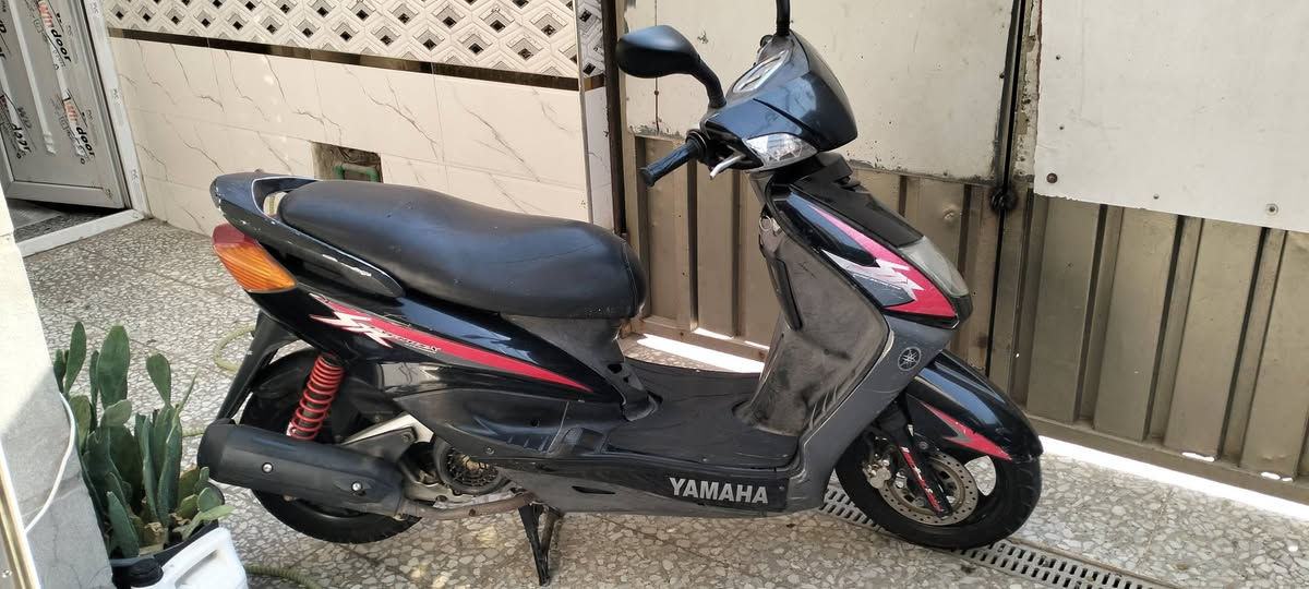 سلام عليكم سكنس لبيع
دراجه كلها بلاديه سعرها 650 مكان بغداد ***********
