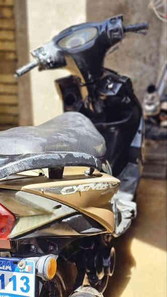 سكنس صيني محرك ياباني 
الدراجة تقبط على ٦٠ 
سعرها ١٥٠.٠٠٠ قفل
بيها كفر واحد مكسور
الشراي يتصل على هذا الرقم *********** كربلاء
