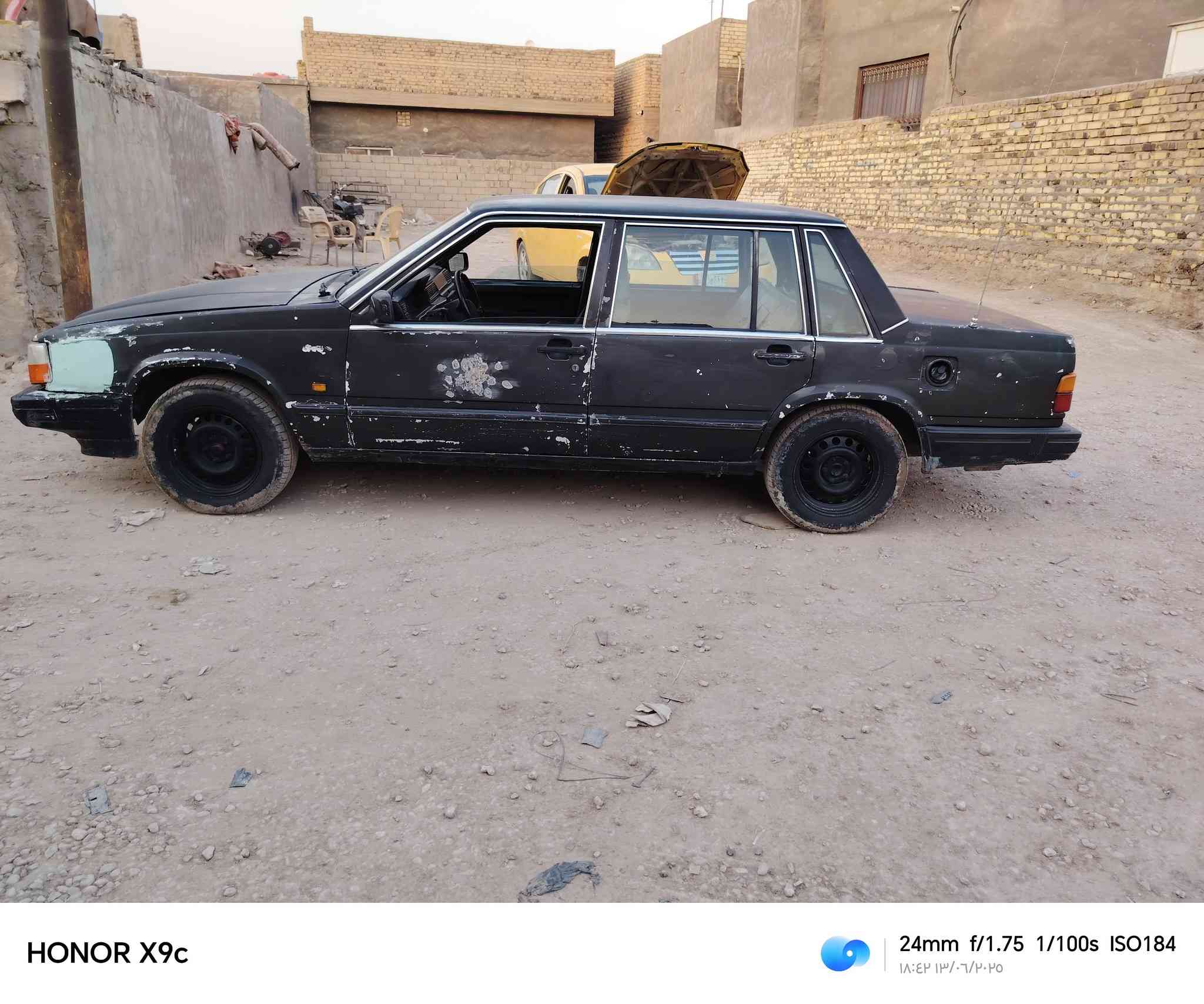 سلام عليكم فالفو موديل 90 سنويه 28 
*********** السعر 20 وبيه مجال المكان حيدريه خان النص عمود 537
