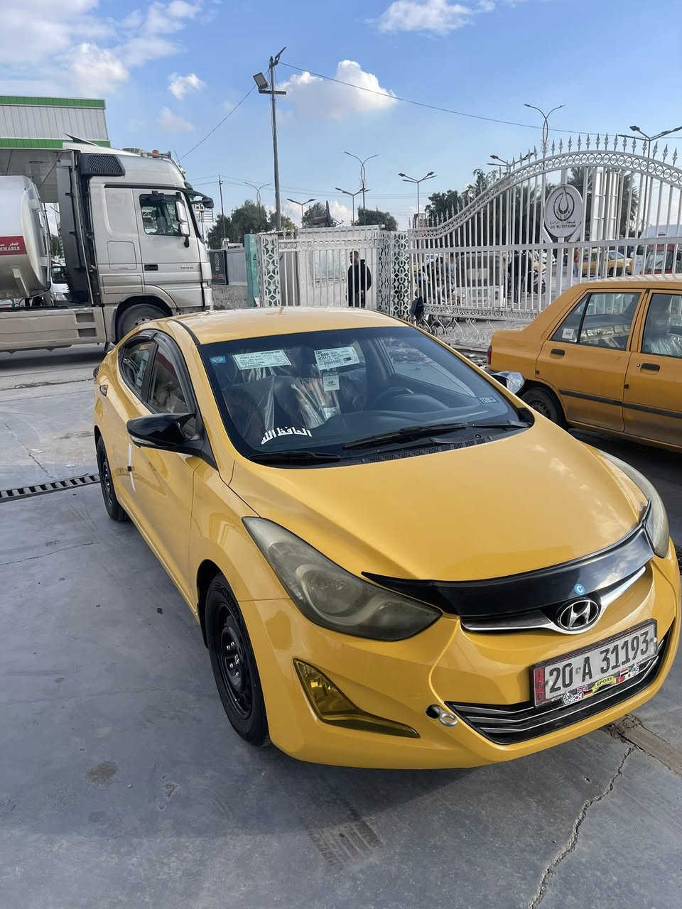 السلام عليكم النترا 2013 خليجي مكينه 1600 دوش سياره جديده كامله من كلشي مكينه كير تبريد تخم تاير حداديه رقم ديالى دولي بسمي تريد وكاله تريد تحويل مكاني بغداد ***********
