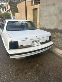 للبيع اودلز موديل ٩٠ بلاديه جاهزه من كل شي خير من لله. سياره كير مكينه...