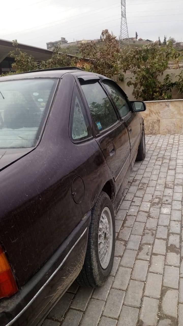 فكترا 1992 حجم 18 كير عادي  مسبوغ عام سعر 40 وعليها غارامات 700 الف ينزل من سعرها
رقم ***********
